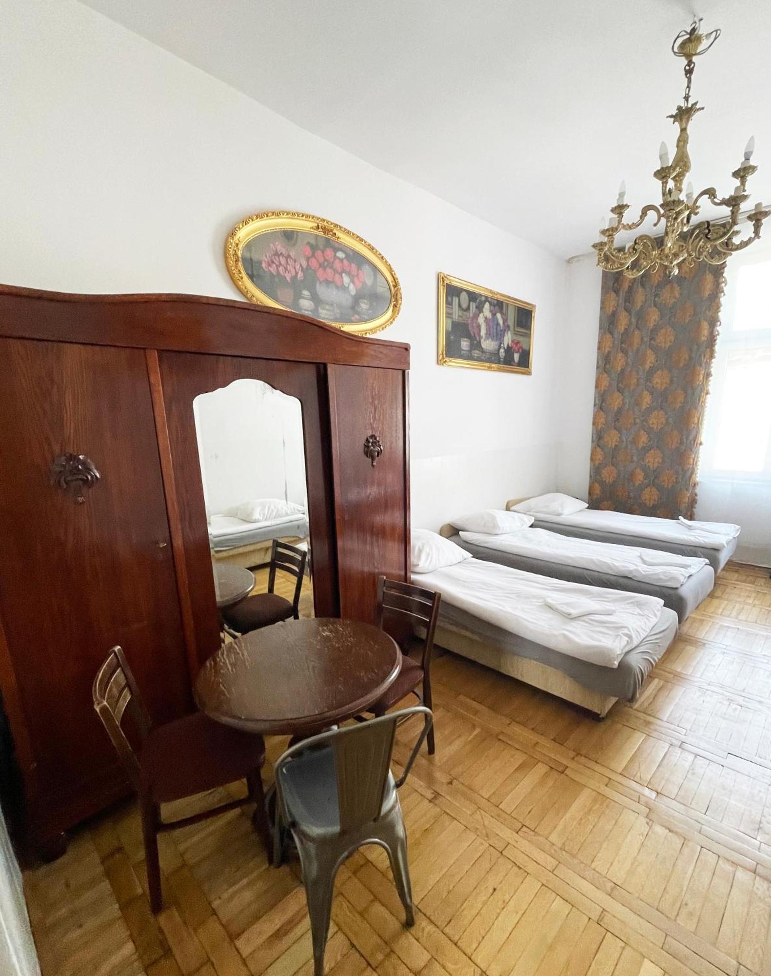 Metropolitan Apartments Krasków Εξωτερικό φωτογραφία