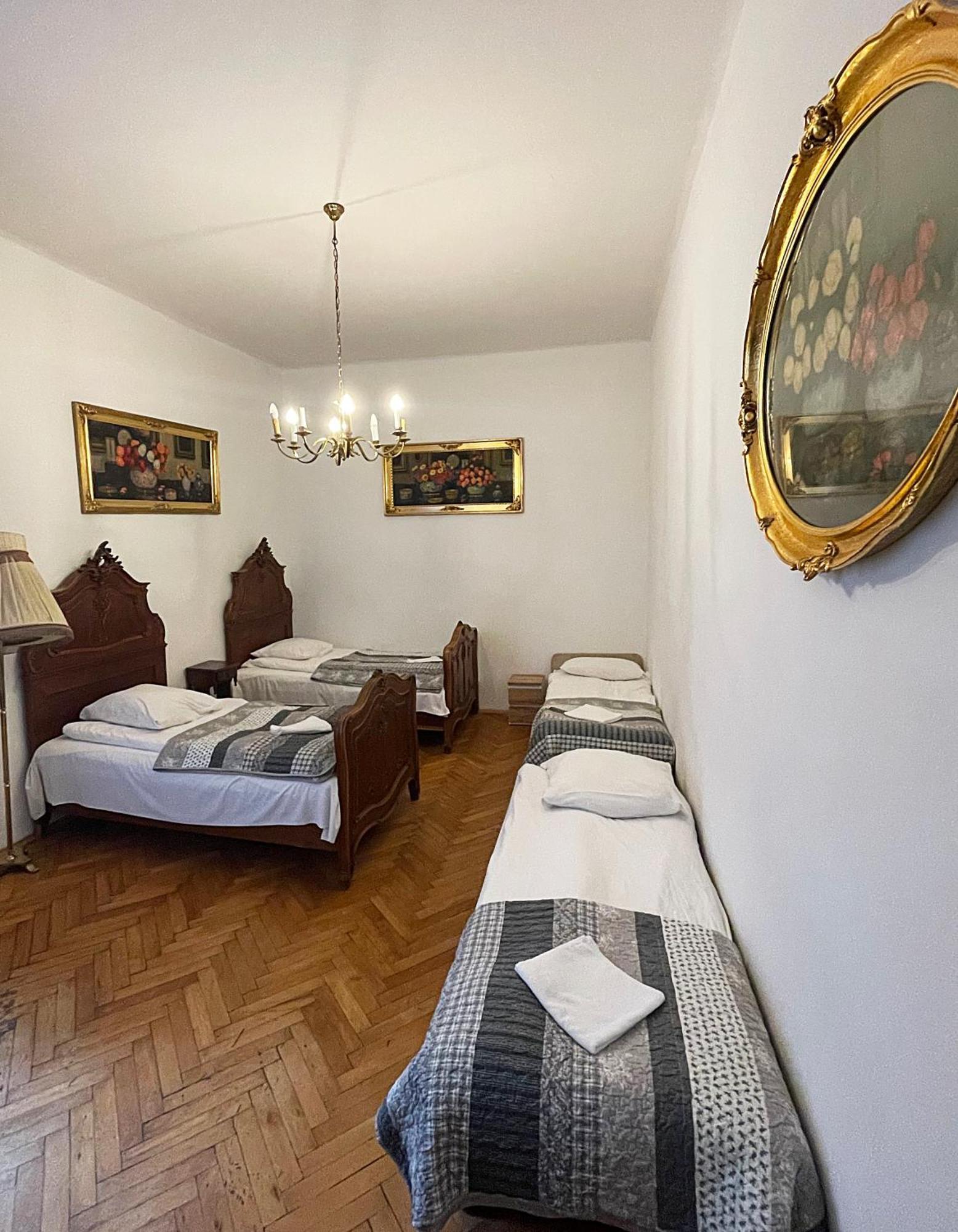Metropolitan Apartments Krasków Εξωτερικό φωτογραφία