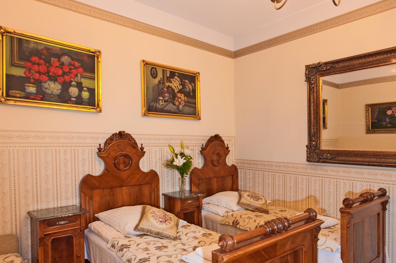 Metropolitan Apartments Krasków Εξωτερικό φωτογραφία