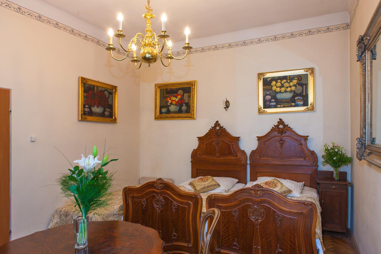 Metropolitan Apartments Krasków Εξωτερικό φωτογραφία